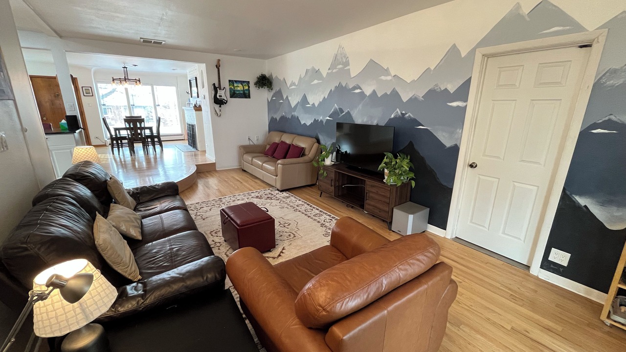 Photo of Livingroom in Englewood
