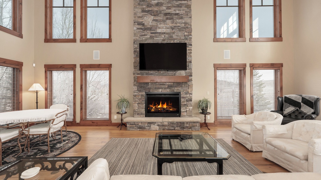 Photo of Livingroom in Grand Elk Ranch