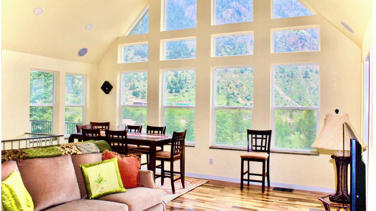 Photo of Livingroom in Georgetown
