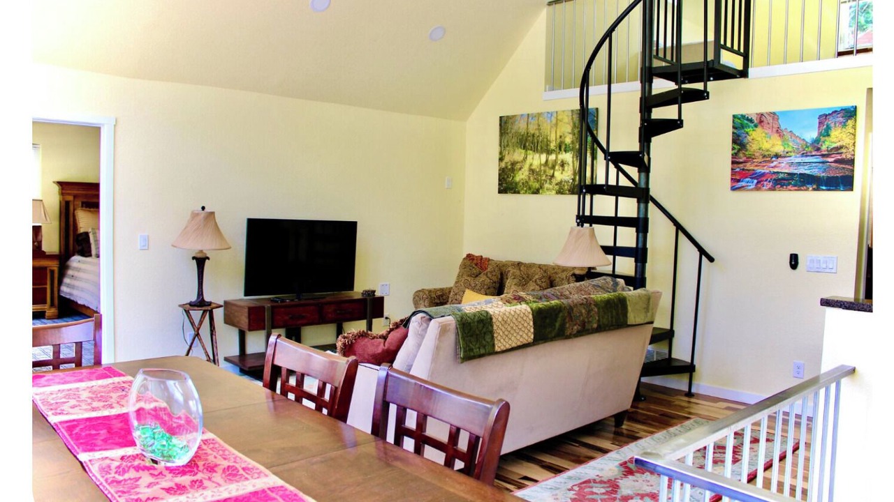 Photo of Livingroom in Georgetown