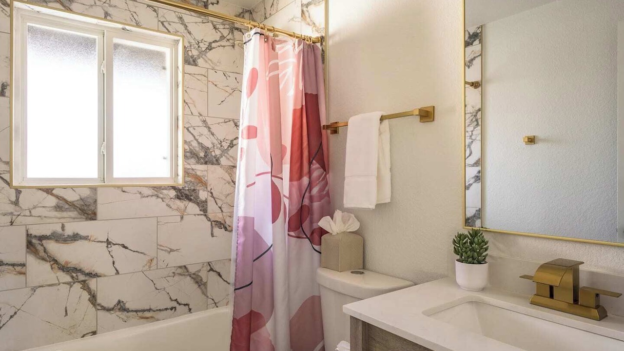 Photo of Bathroom in Allendale Area