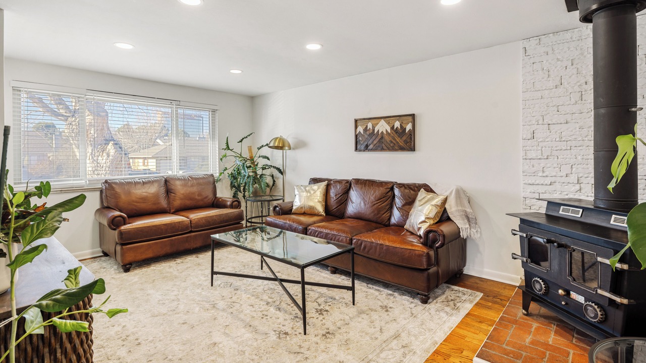 Photo of Livingroom in Virginia Village