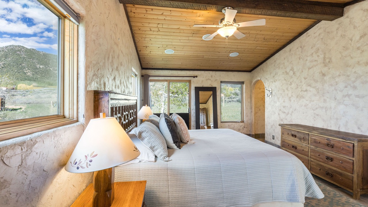 Photo of Bedroom in Arroyo Seco