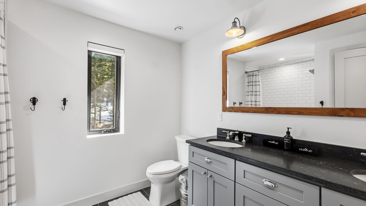 Photo of Bathroom in Breckenridge Park Estates