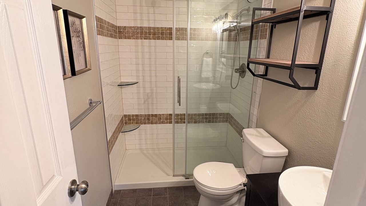 Photo of Bathroom in Carmody