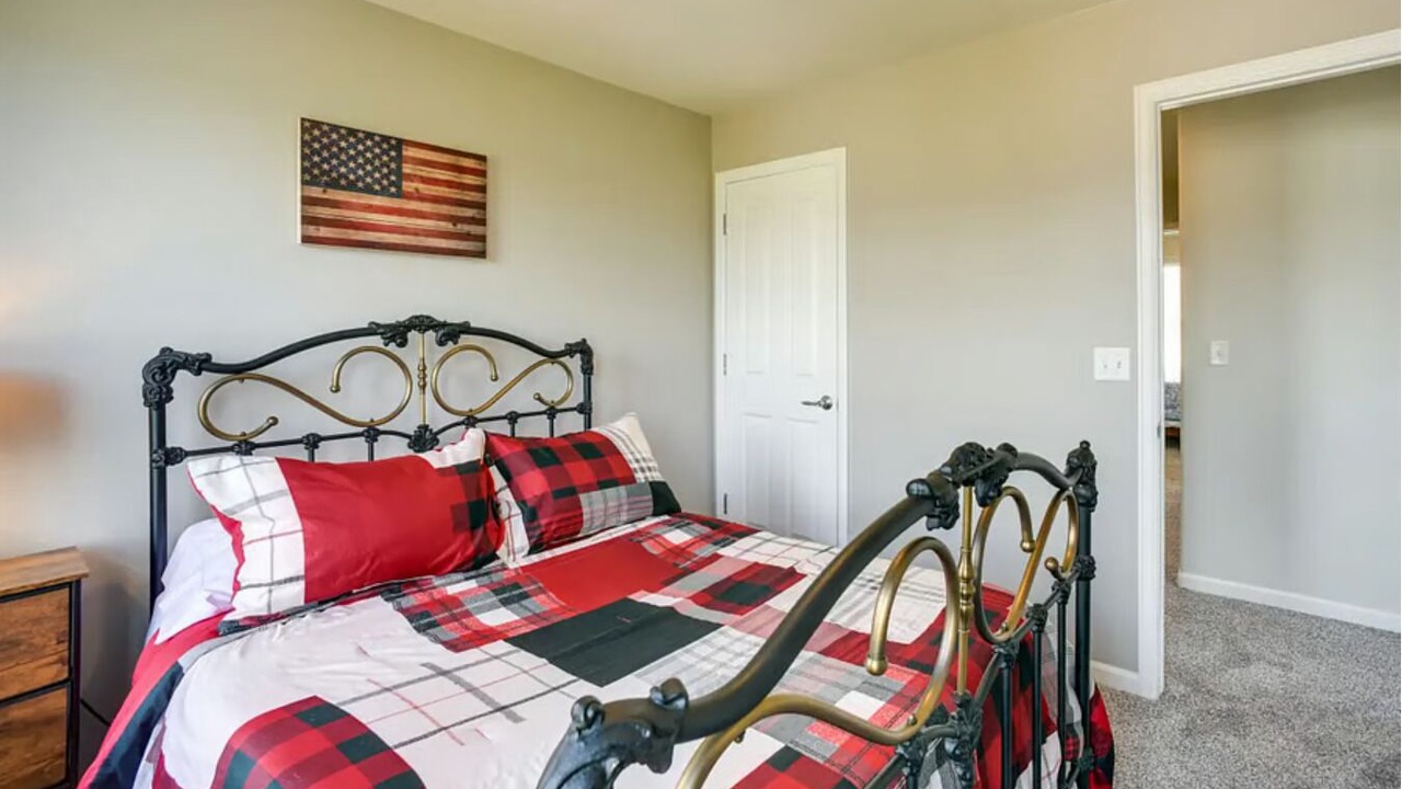 Photo of Bedroom in Monument