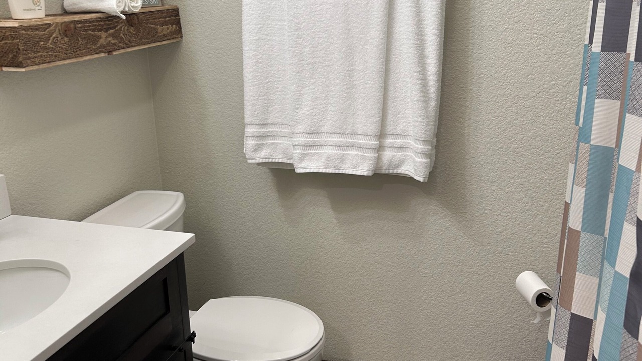 Photo of Bathroom in Scenic Heights