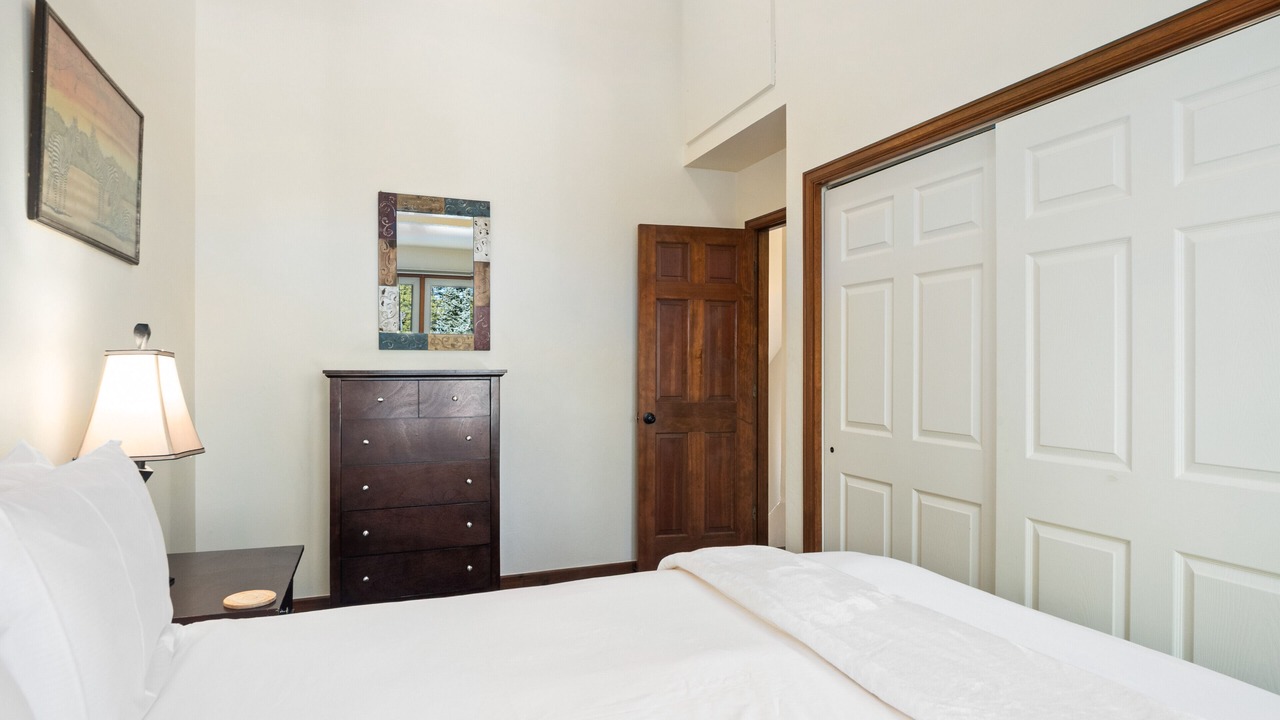 Photo of Bedroom in Historic District