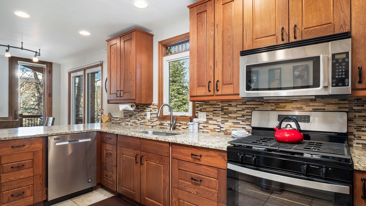 Photo of Kitchen in Historic District