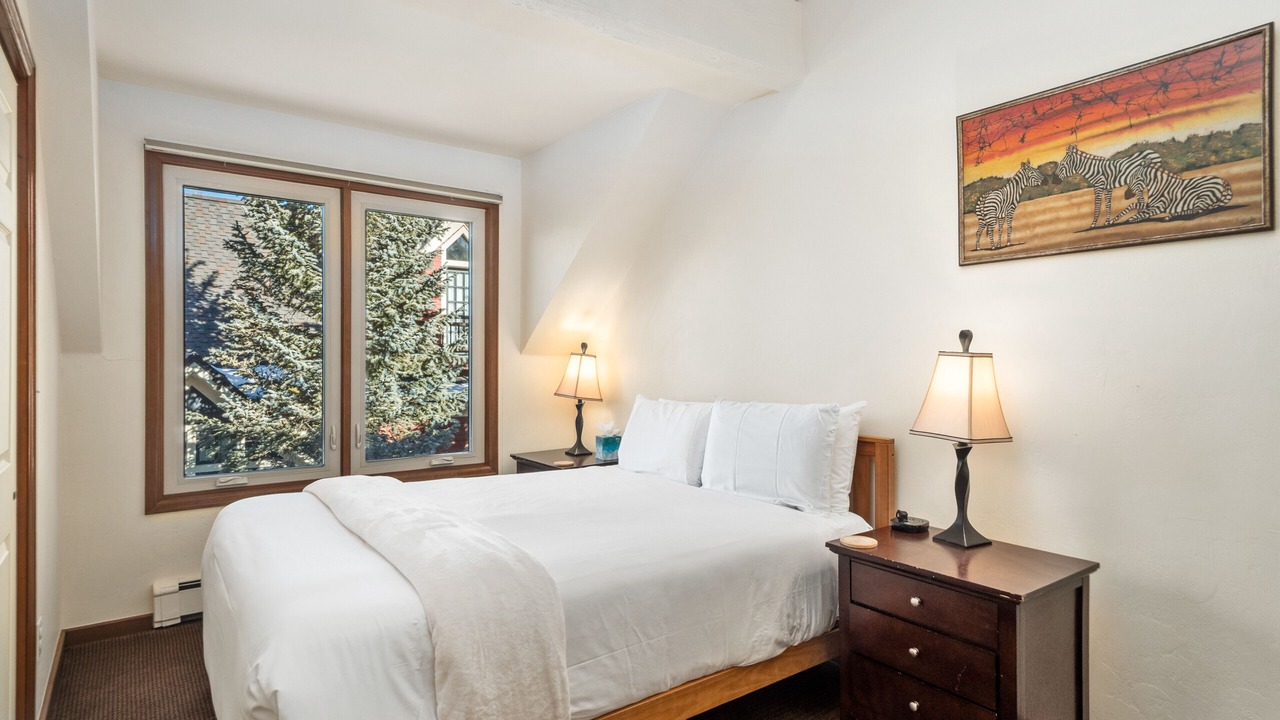 Photo of Bedroom in Historic District