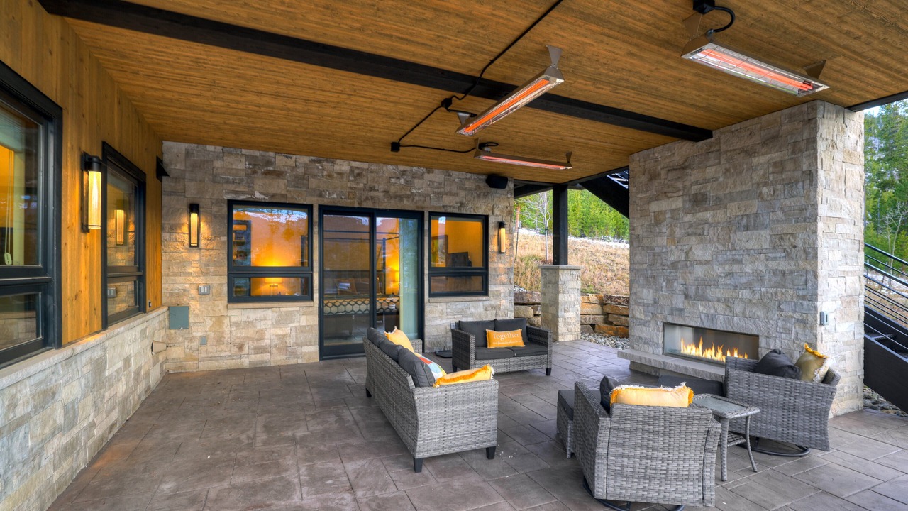 Photo of Patio Balcony in The Highlands