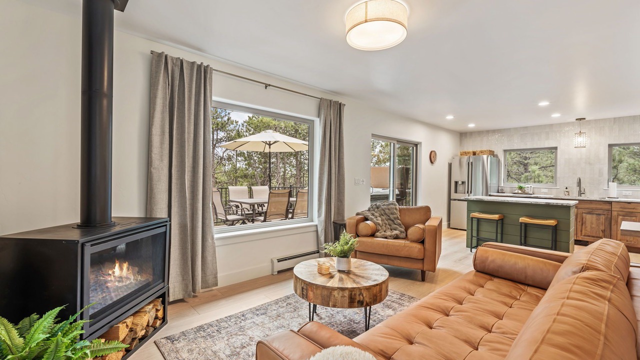 Photo of Livingroom in Monument
