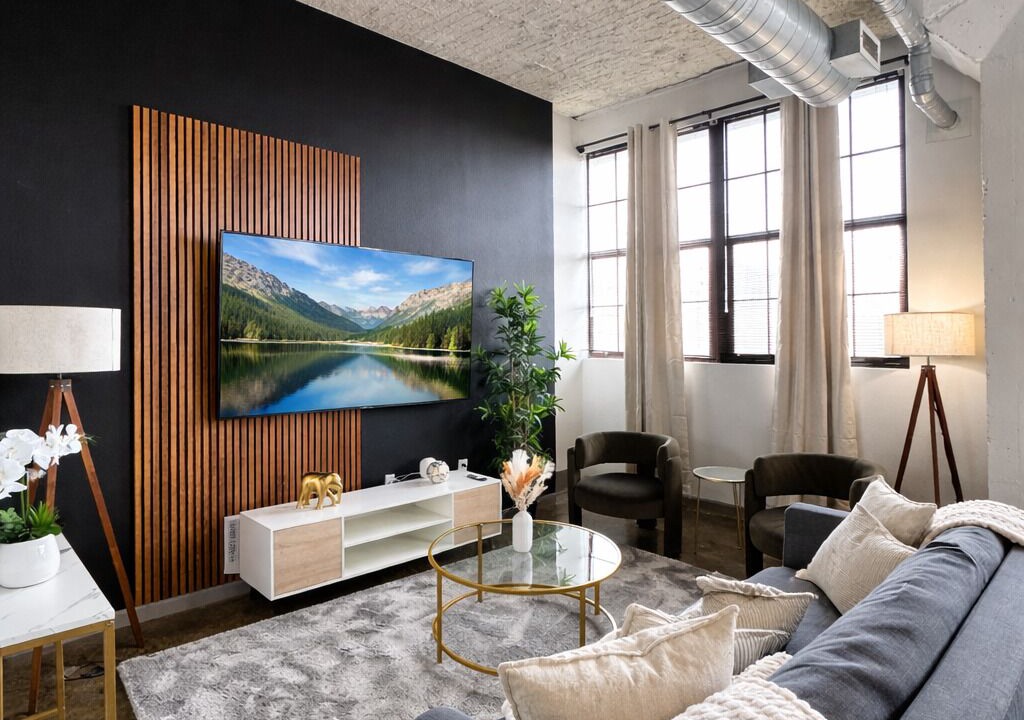 Photo of Livingroom in River Market