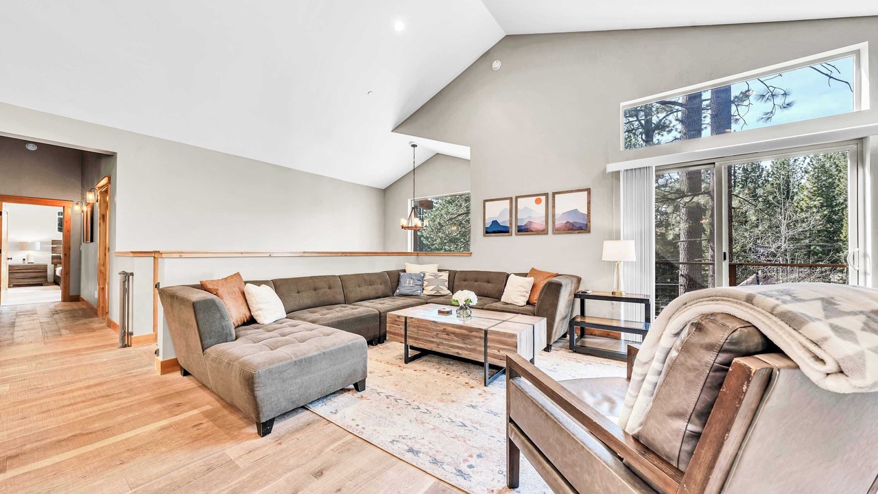 Photo of Livingroom in Tahoe Paradise