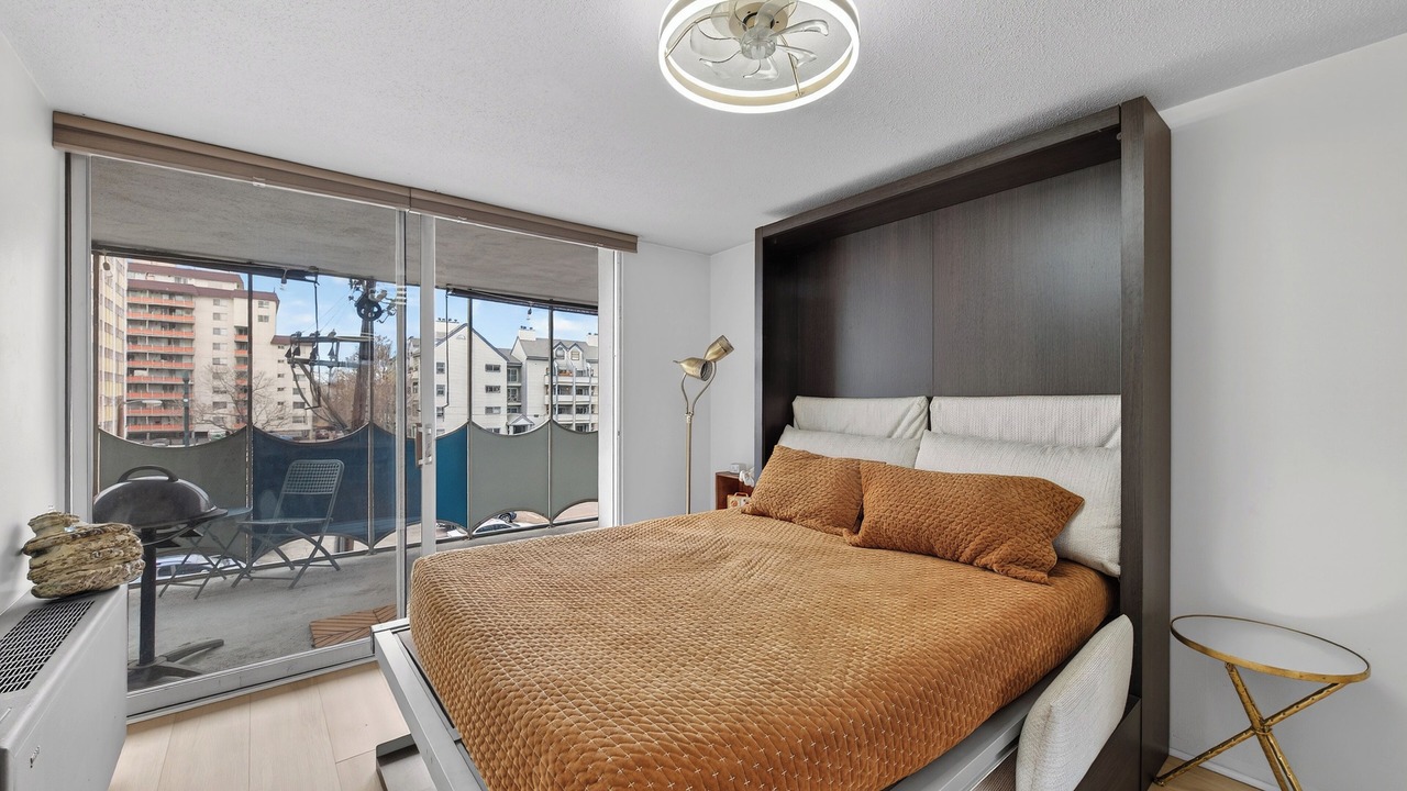 Photo of Bedroom in Hale