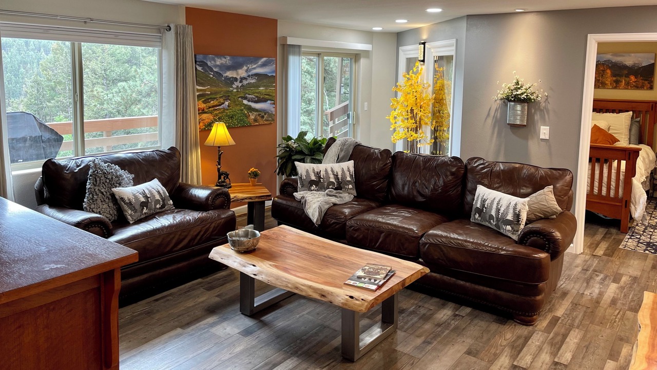 Photo of Livingroom in Highland Lakes