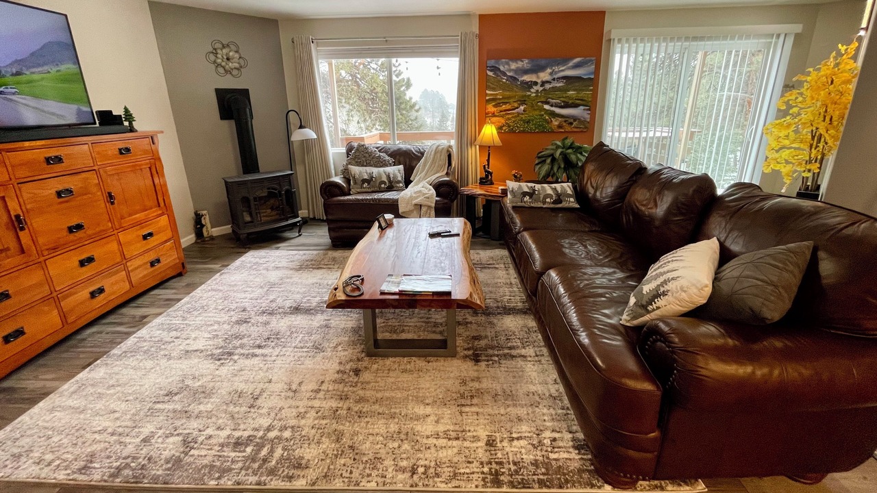 Photo of Livingroom in Highland Lakes