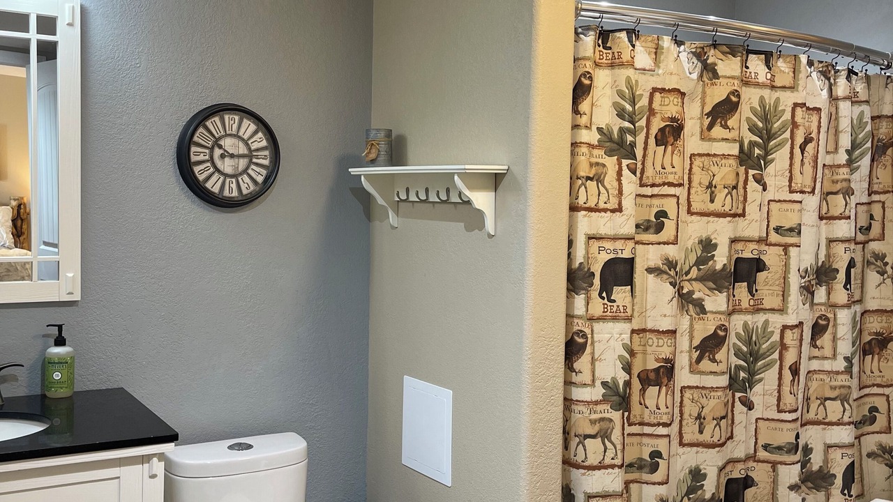 Photo of Bathroom in Highland Lakes