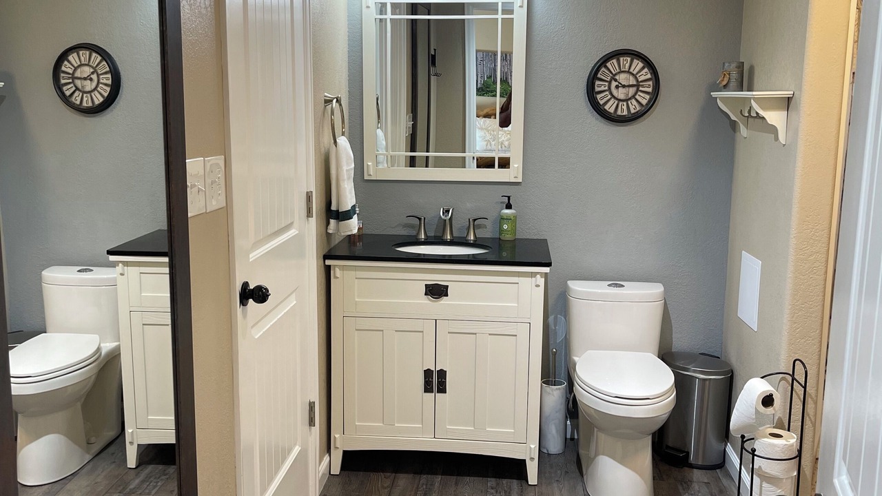 Photo of Bathroom in Highland Lakes