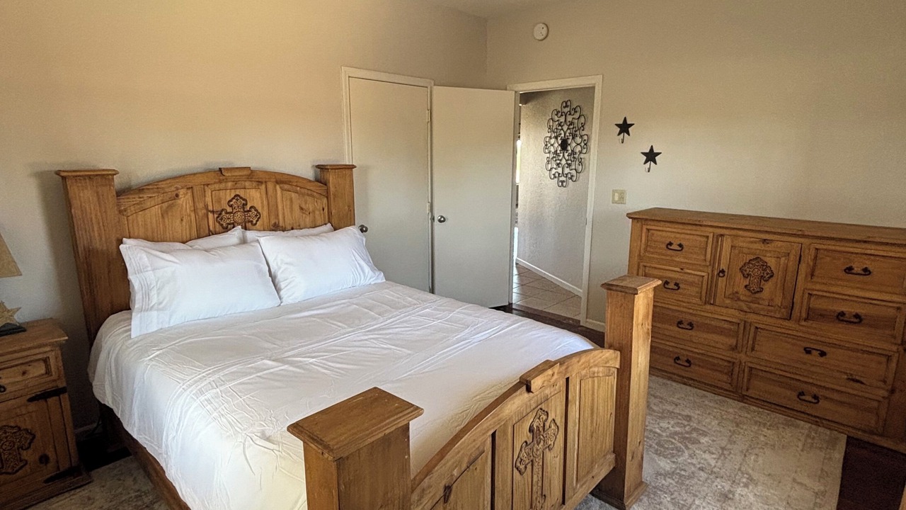 Photo of Bedroom in Lamar