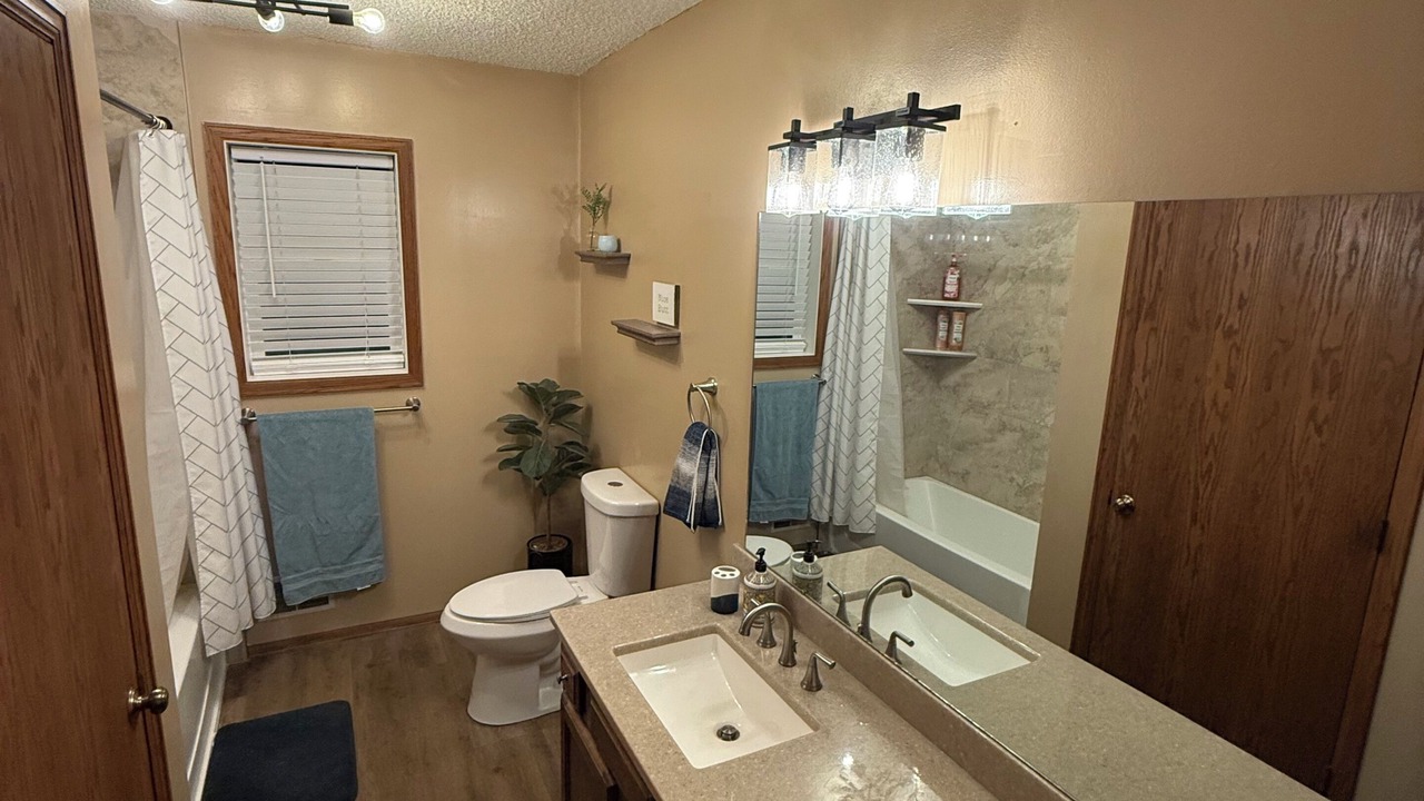 Photo of Bathroom in Gleneagle