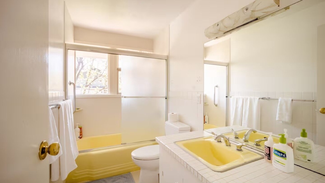 Photo of Bathroom in Interurban Park
