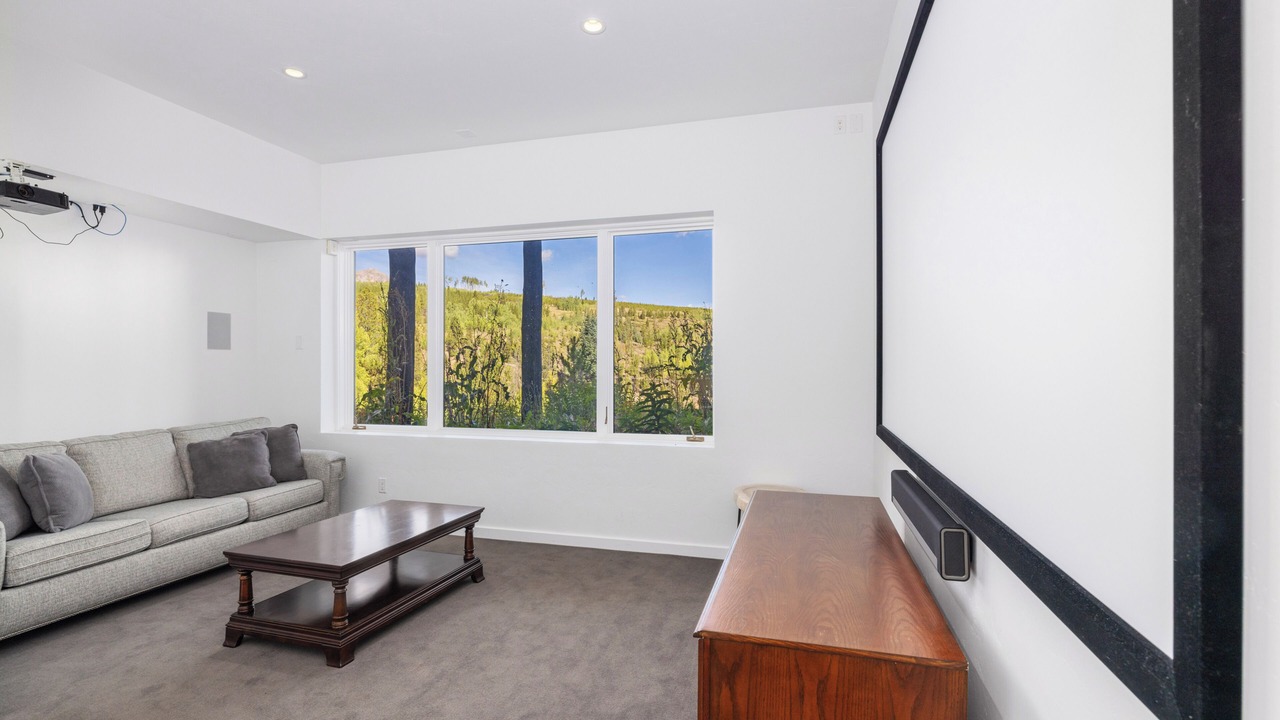 Photo of Livingroom in Breckenridge