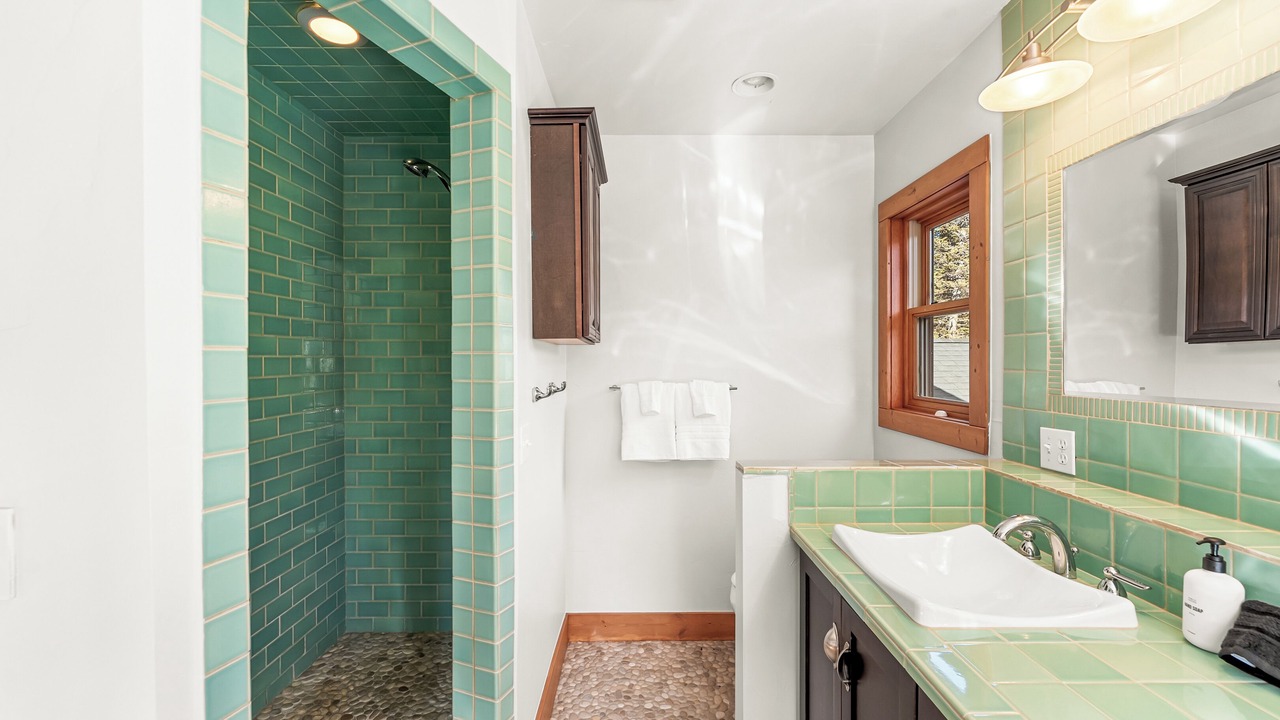 Photo of Bathroom in Alma