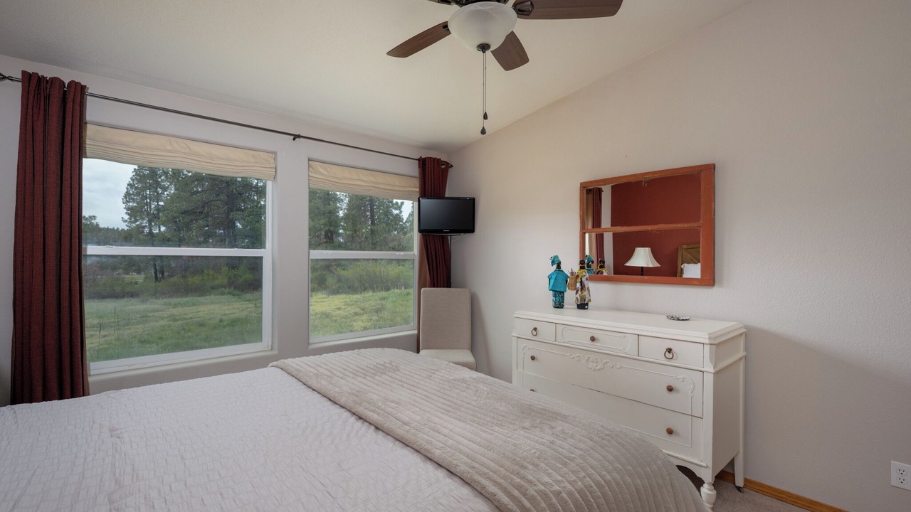 Photo of Bedroom in San Juan River Village