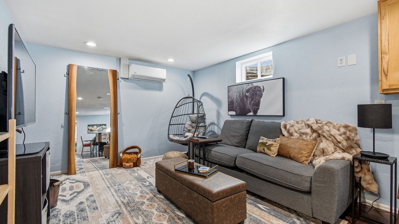 Photo of Livingroom in Lakewood
