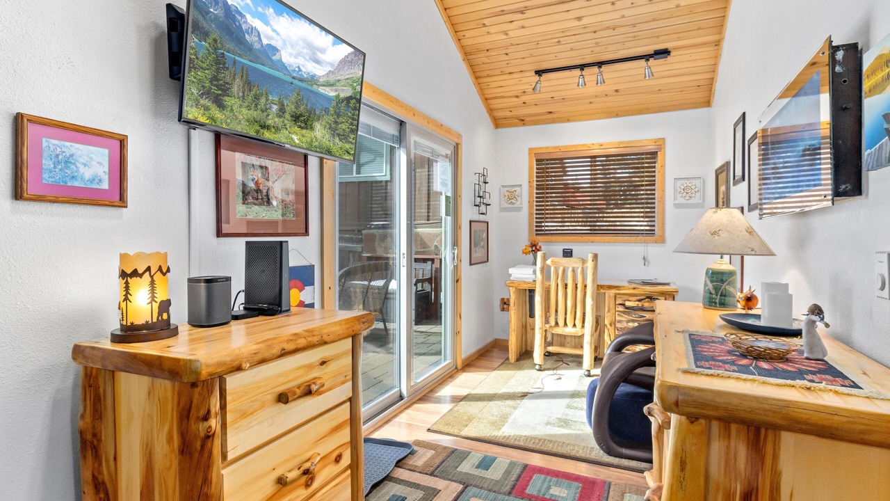 Photo of Bedroom in Estes Park