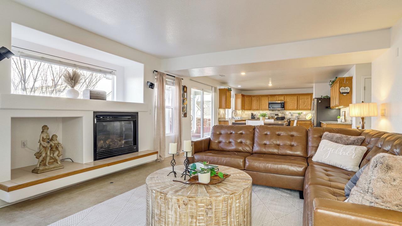 Photo of Livingroom in Commerce City
