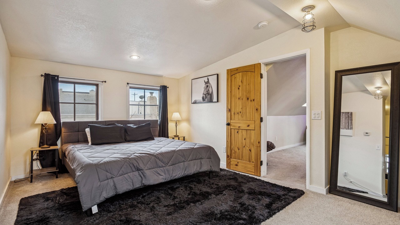 Photo of Bedroom in Lincoln Park