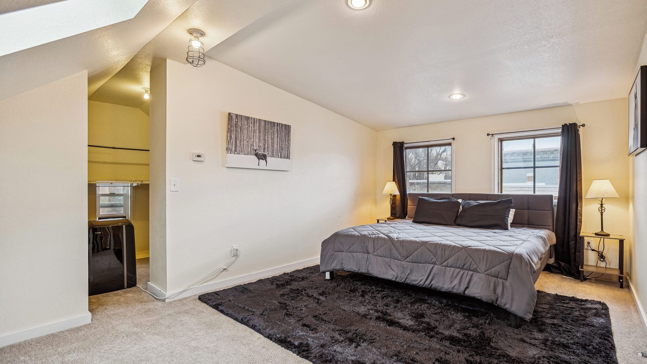 Photo of Bedroom in Lincoln Park