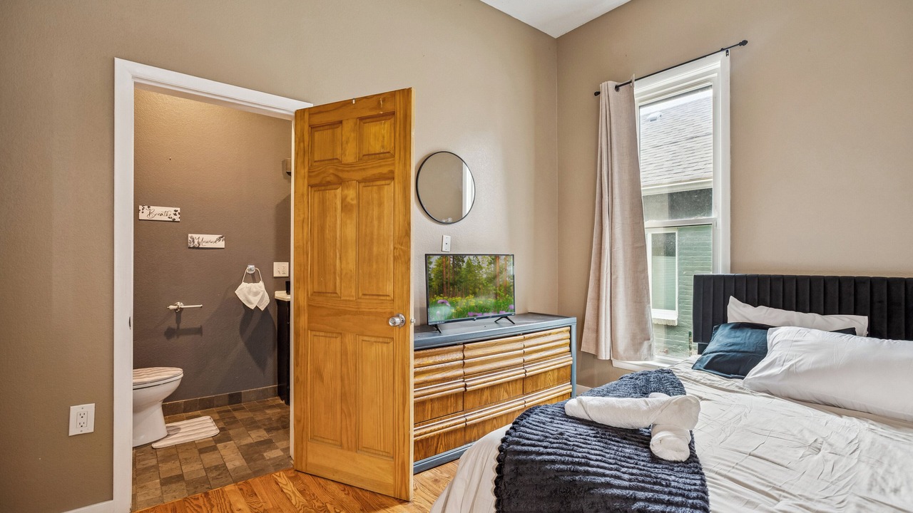 Photo of Bedroom in Lincoln Park