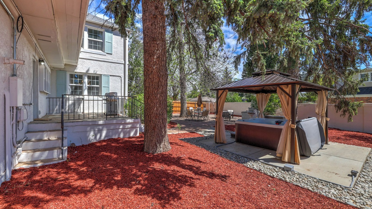 Photo of Outdoor in Broadmoor