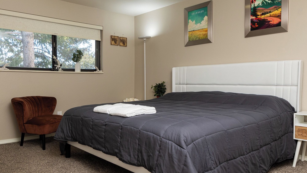 Photo of Bedroom in Englewood