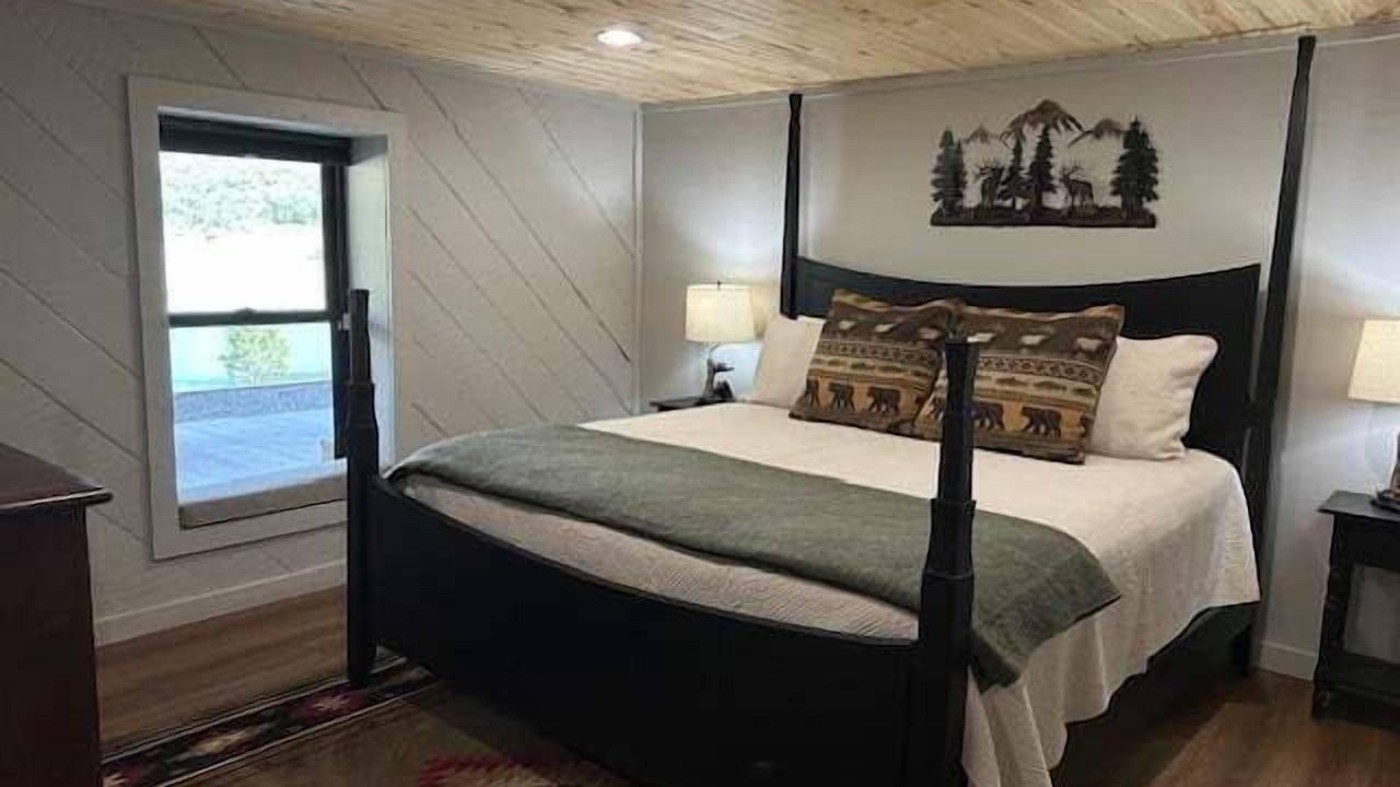 Photo of Bedroom in Pagosa Springs
