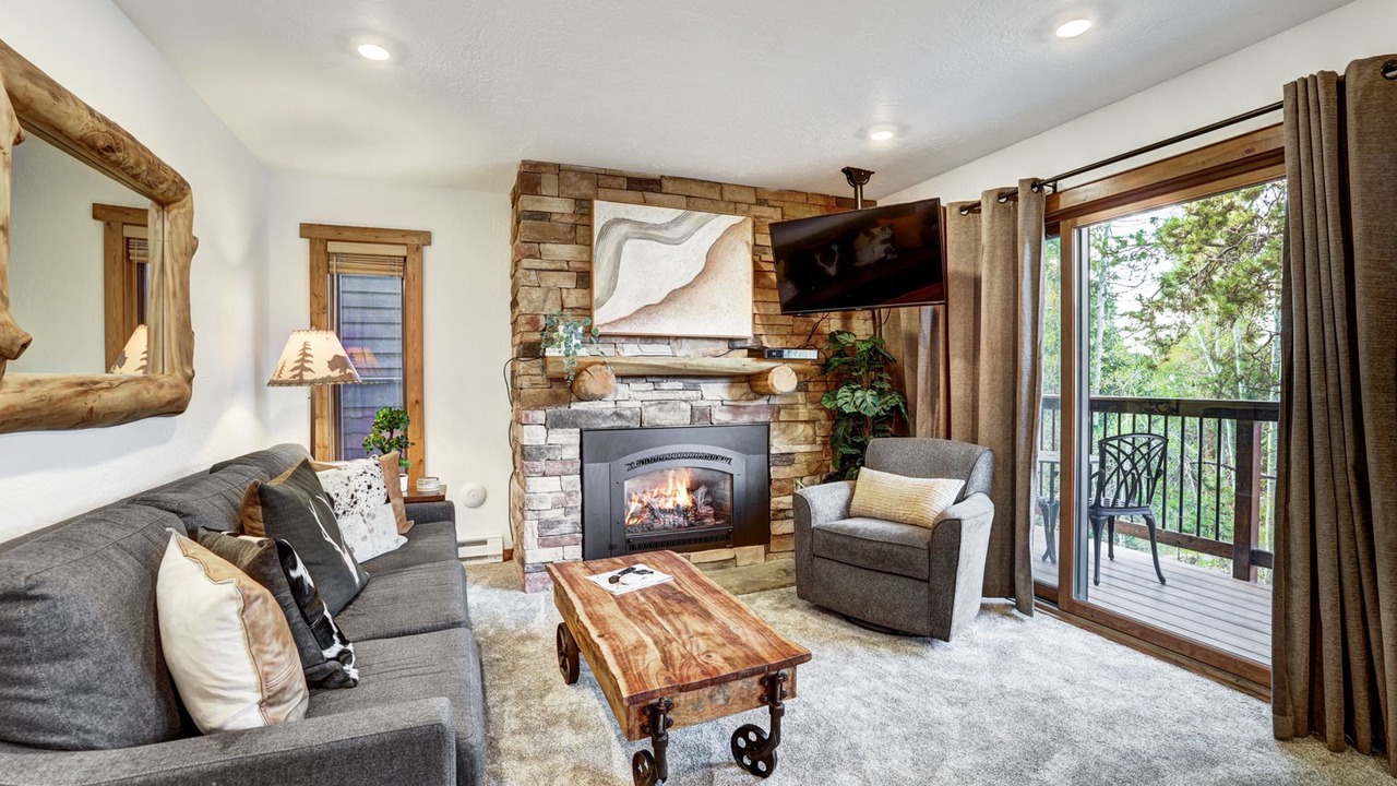 Photo of Livingroom in Warrior's Mark