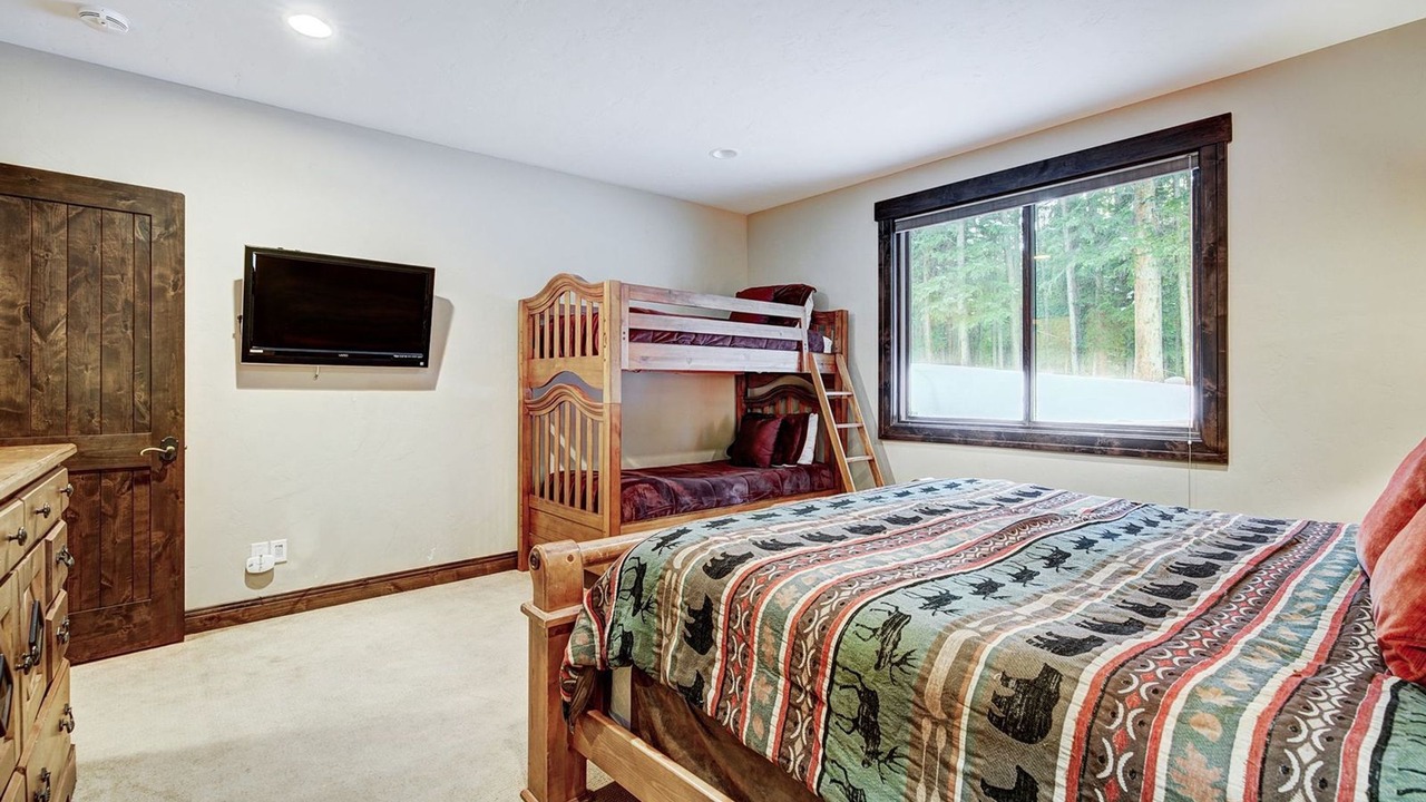 Photo of Bedroom in Blue River