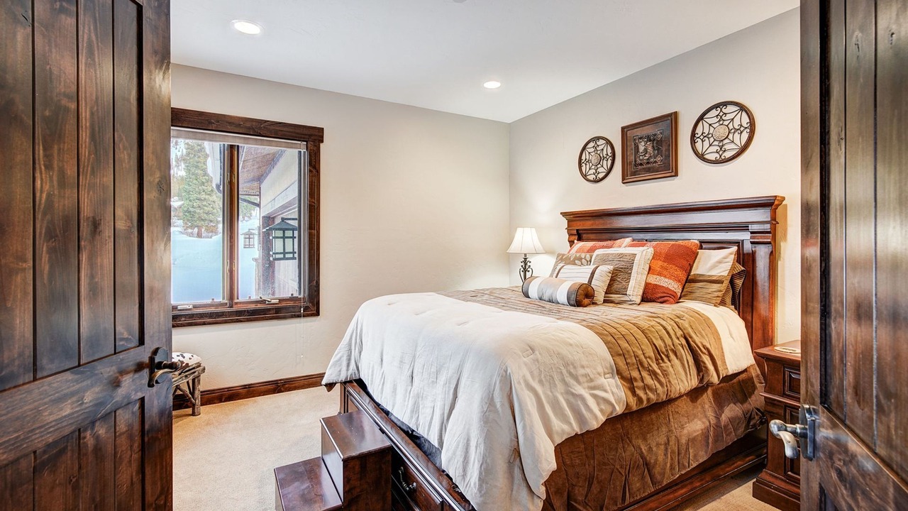 Photo of Bedroom in Blue River