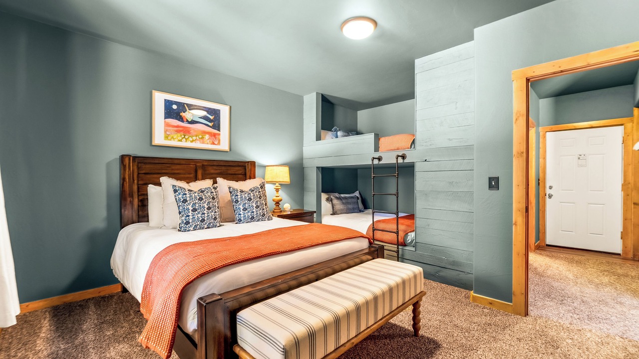 Photo of Bedroom in Valley of the Sun