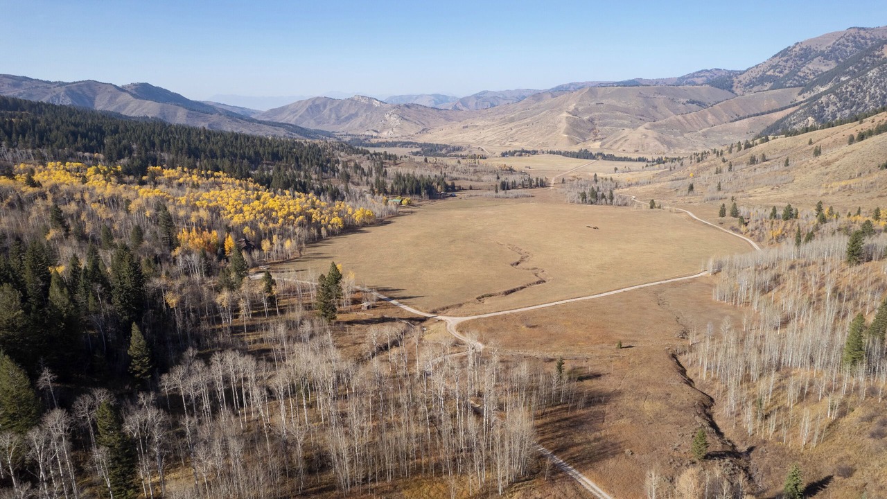 Photo of Others in Hoback Junction