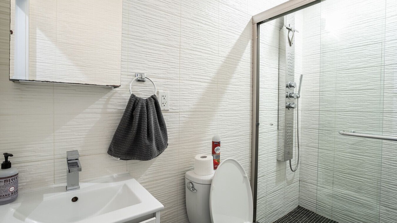 Photo of Bathroom in Hudson Square