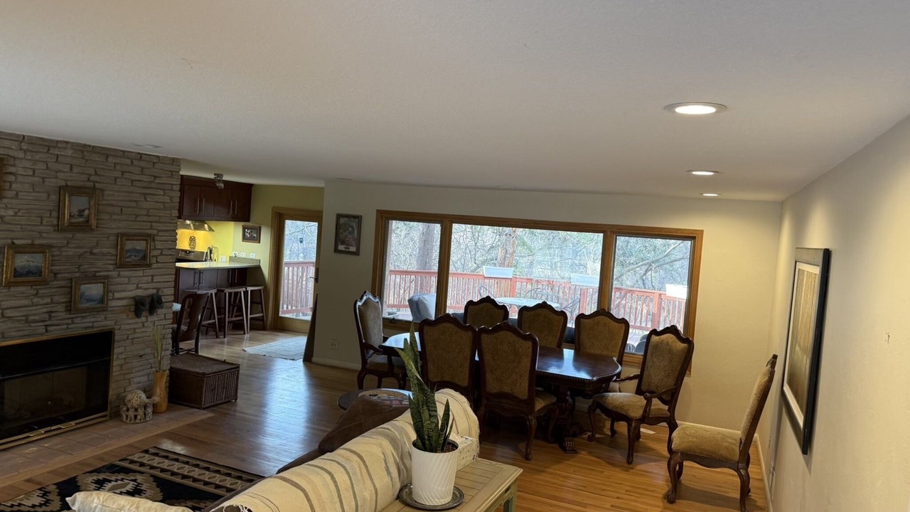 Photo of Livingroom in Broadmoor