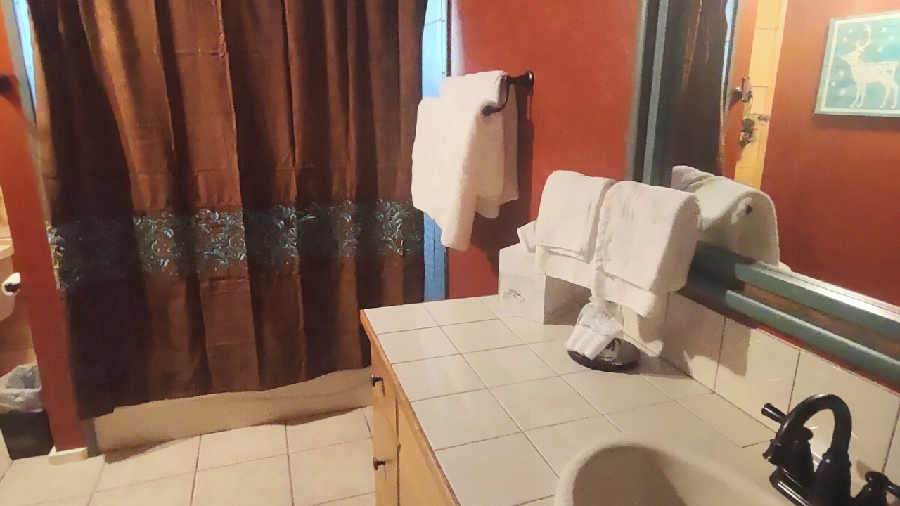 Photo of Bathroom in Los Ojos