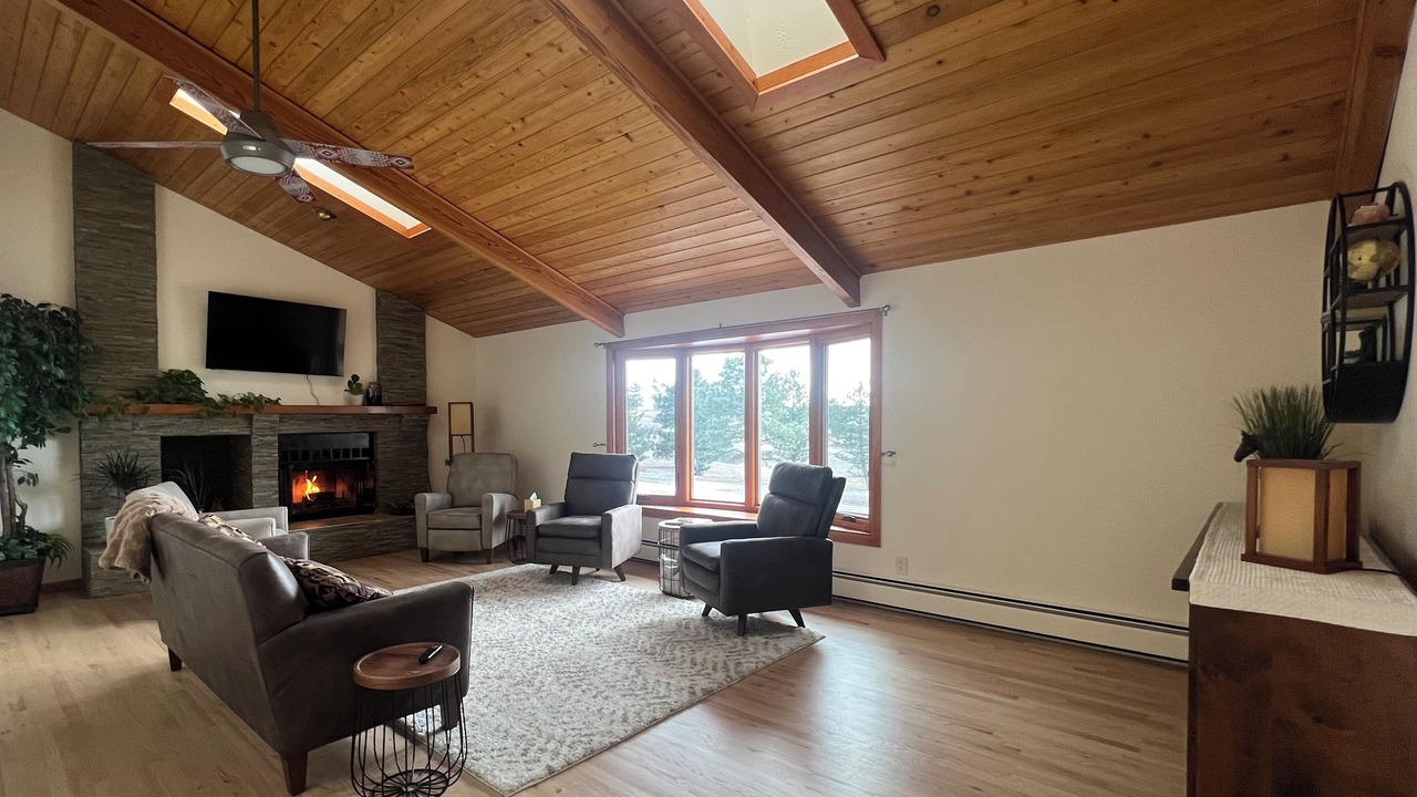 Photo of Livingroom in Parker