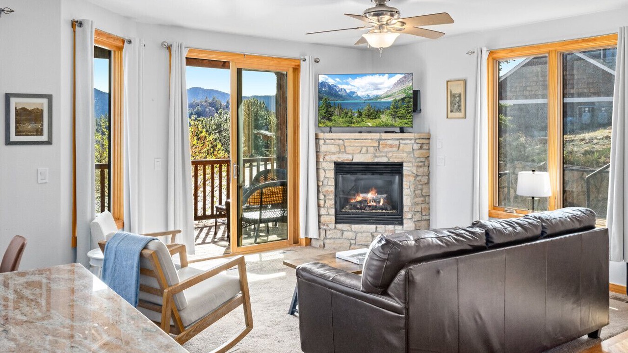 Photo of Livingroom in Estes Park