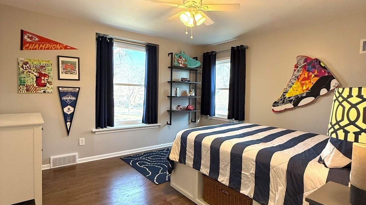 Photo of Bedroom in Prairie Village