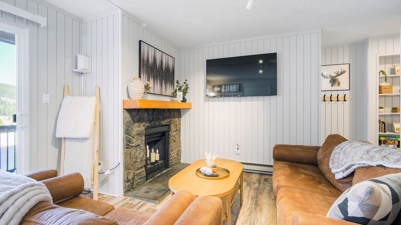 Photo of Livingroom in Blue River